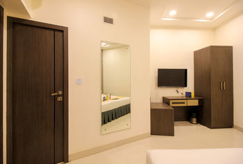 Hotel Kalpana Elite Mumbai Luaran gambar